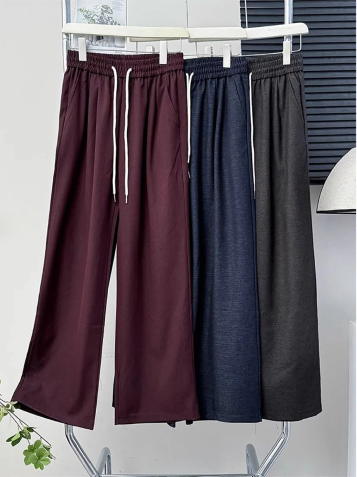 Large Size Men's Straight Leg Casual Pants Autumn Winter 300 Pou Extra Wide Loose Dstring Sports Trousers Casual Sle
Large Size Men's Straight Leg Casual Pants Autumn Winter 300 Pou Extra Wide Loose Dstring Sports Trousers Casual Sle