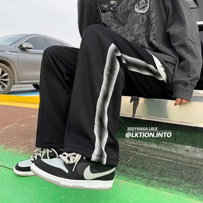 Summer Men's Black Pants Loose Streetwear Fashion Loose Comfortable Jogger Trousers Man Casual Sweatpants Daily Male Pants
Summer Men's Black Pants Loose Streetwear Fashion Loose Comfortable Jogger Trousers Man Casual Sweatpants Daily Male Pants