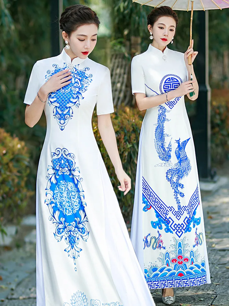 Traditional Women Blue White Printed Satin Shoert Sleeve Aodai Qipao Vintage Chinese Cheongsam Novelty Formal Dress
Traditional Women Blue White Printed Satin Shoert Sleeve Aodai Qipao Vintage Chinese Cheongsam Novelty Formal Dress