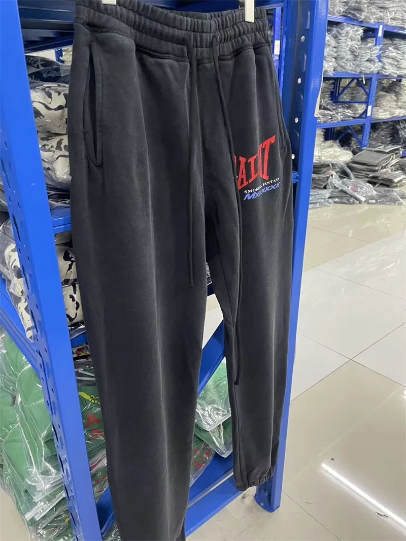 Letter Logo Print SAINT Mxxxxxx Pants Men Women 1:1 High Quality Black Washed Classics Sweatpants
Letter Logo Print SAINT Mxxxxxx Pants Men Women 1:1 High Quality Black Washed Classics Sweatpants