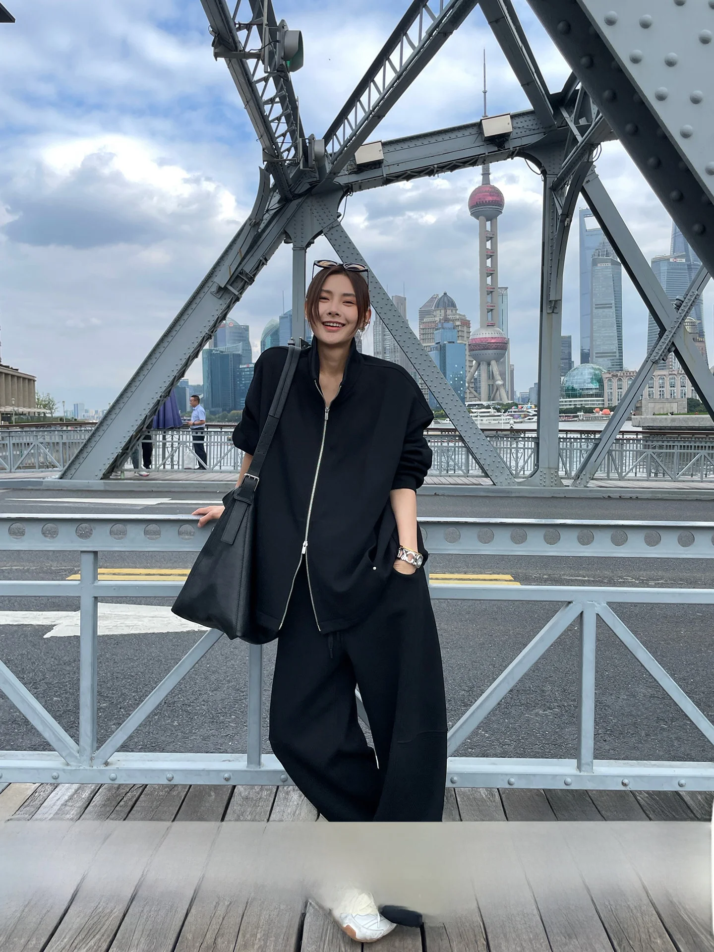 JCCC Shadow Late Night Relaxation Black Minimalist Casual Hoodie Straight Leg Casual Pants Slimming Set Women's Fashion
JCCC Shadow Late Night Relaxation Black Minimalist Casual Hoodie Straight Leg Casual Pants Slimming Set Women's Fashion