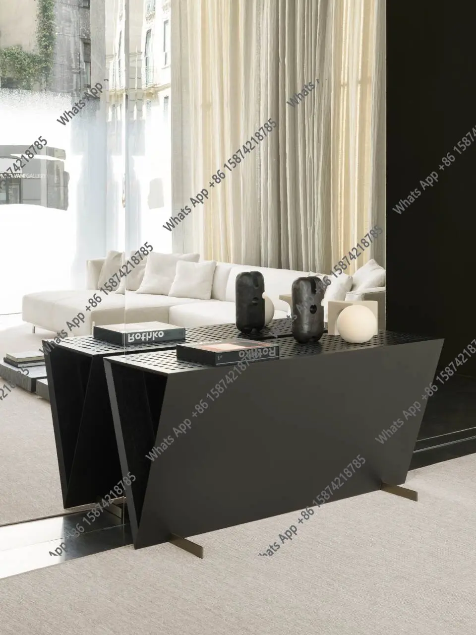 Furniture Italian metal solid wood entrance end view platform designer creative side table minimalist French
Furniture Italian metal solid wood entrance end view platform designer creative side table minimalist French