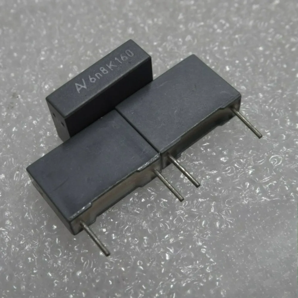 20pcs/lot AV R73 0.0068uf 160V 6800pF 6N8 682 Brand New 10mm Film Capacitor
20pcs/lot AV R73 0.0068uf 160V 6800pF 6N8 682 Brand New 10mm Film Capacitor