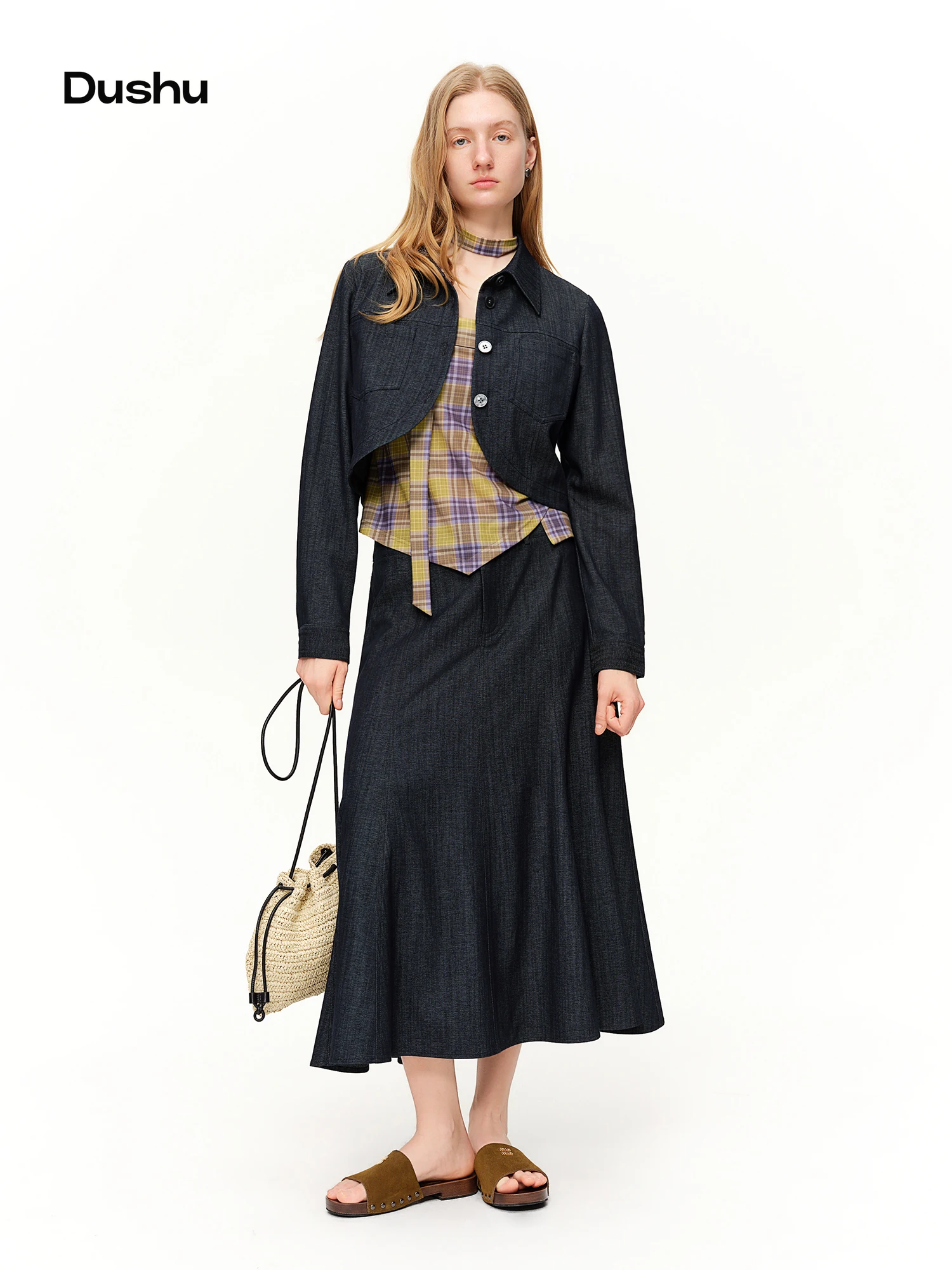 DUSHU 2026 Spring Women's Plaid Sleeveless Top Cropped Jacket and A-Line Skirt Tri-Set - Coordinated Matching Outfit for Casual
DUSHU 2026 Spring Women's Plaid Sleeveless Top Cropped Jacket and A-Line Skirt Tri-Set - Coordinated Matching Outfit for Casual