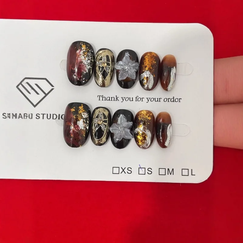 10 Pieces Autumn and Winter Vintage Luxury Handmade Press On Nails Caramel Amber Flower Fake Nails Removable Reusable
10 Pieces Autumn and Winter Vintage Luxury Handmade Press On Nails Caramel Amber Flower Fake Nails Removable Reusable