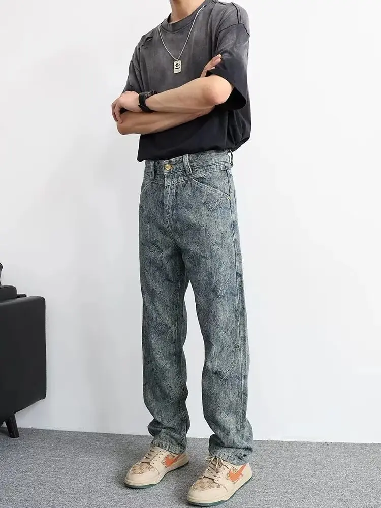 Модные мужские джинсы из денима, слегка свободного кроя, в американском уличном стиле, повседневные, зауженные, длинные брюки, с узором Harlan, с эффектом потертости
Модные мужские джинсы из денима, слегка свободного кроя, в американском уличном стиле, повседневные, зауженные, длинные брюки, с узором Harlan, с эффектом потертости