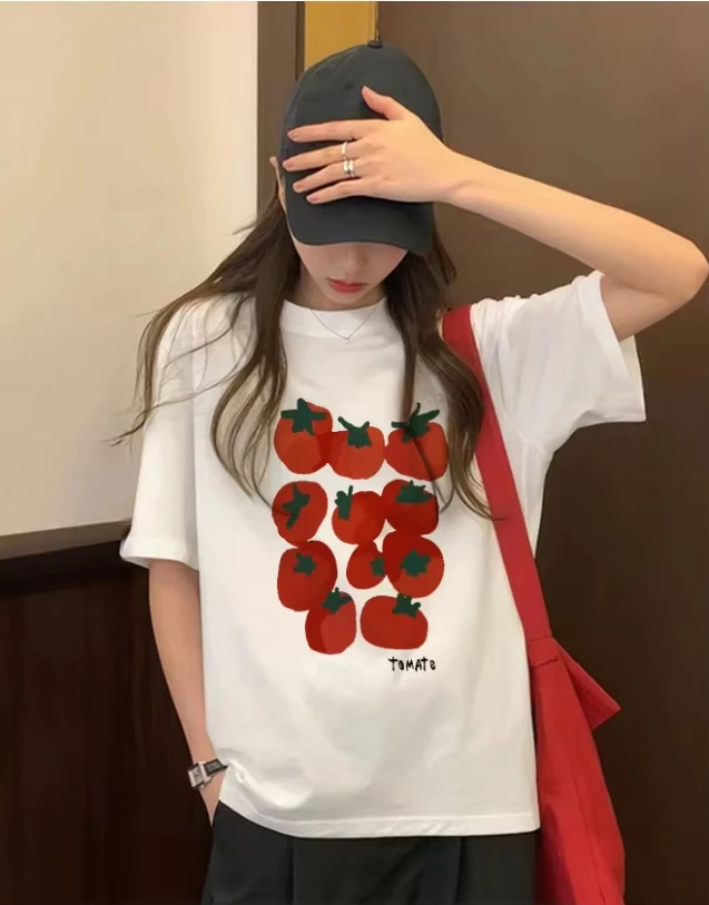 Cute Tomato Print Short Sleeve T-shirt Versatile Minimalist Crew Neck Tee Casual Korean Style Food Graphic Top for Women Girl
Cute Tomato Print Short Sleeve T-shirt Versatile Minimalist Crew Neck Tee Casual Korean Style Food Graphic Top for Women Girl