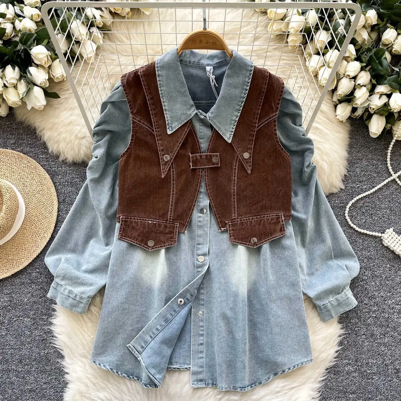 Women's Autumn Shirt High Street Leisure Stacked Outerwear Buckle Vest+Korean Version Trendy Bubble Sleeve Denim Shirt
Women's Autumn Shirt High Street Leisure Stacked Outerwear Buckle Vest+Korean Version Trendy Bubble Sleeve Denim Shirt