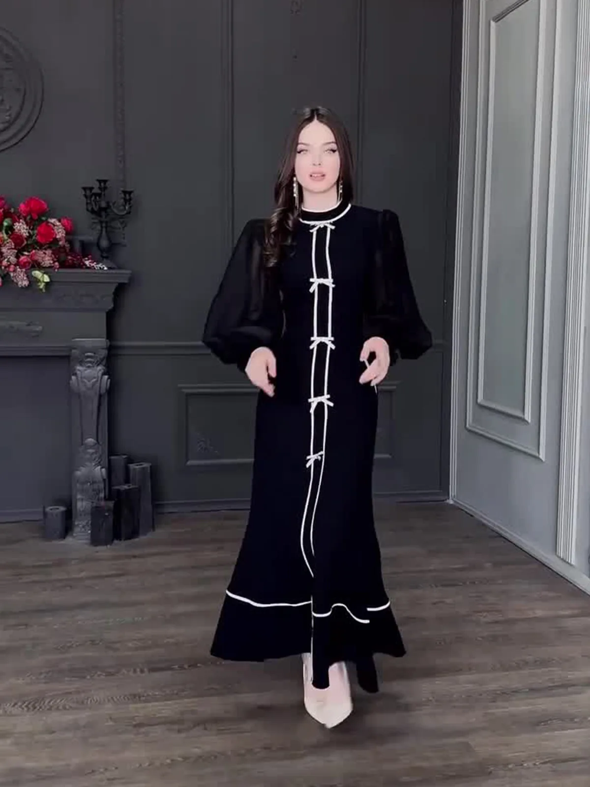 Woman Clothing Autumn 2024 New Bow Decoration Women's Abayas 2024 Black And White Splicing Temperament Semi High Neck Long Dress
Woman Clothing Autumn 2024 New Bow Decoration Women's Abayas 2024 Black And White Splicing Temperament Semi High Neck Long Dress