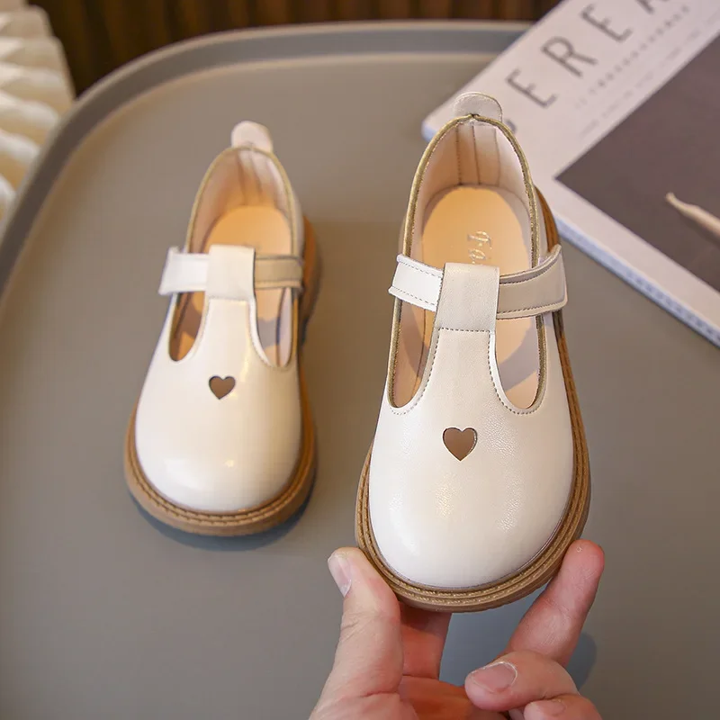 Детские весенне-осенние студенческие полые кожаные туфли принцессы для мальчиков, кожаные туфли на мягкой подошве для девочек, однотонные туфли на липучке для выступлений 
Детские весенне-осенние студенческие полые кожаные туфли принцессы для мальчиков, кожаные туфли на мягкой подошве для девочек, однотонные туфли на липучке для выступлений