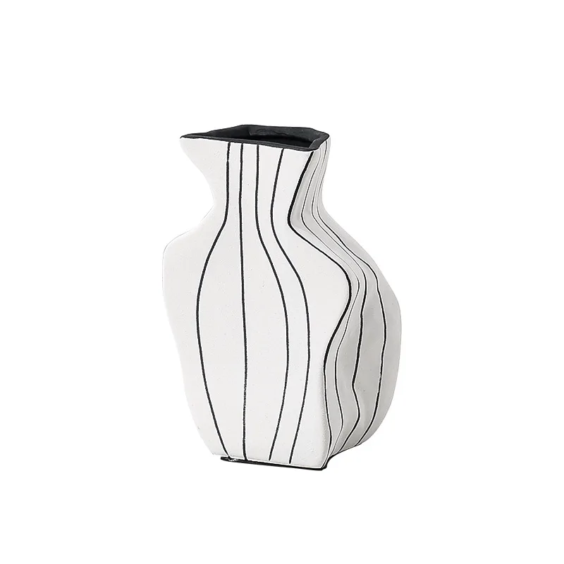 Minimalist hand-painted lines white sand ceramic flower ware model room side cabinet coffee table
Minimalist hand-painted lines white sand ceramic flower ware model room side cabinet coffee table