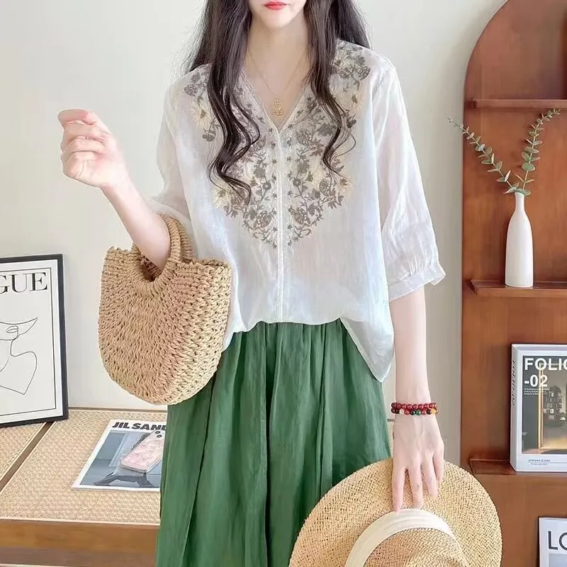 Women Vintage V Neck Summer Embroidery Vacation Beach Blouse Trendy Half Sleeve Shirt Loose Cotton Comfortable Tops Casual Ropa
Women Vintage V Neck Summer Embroidery Vacation Beach Blouse Trendy Half Sleeve Shirt Loose Cotton Comfortable Tops Casual Ropa