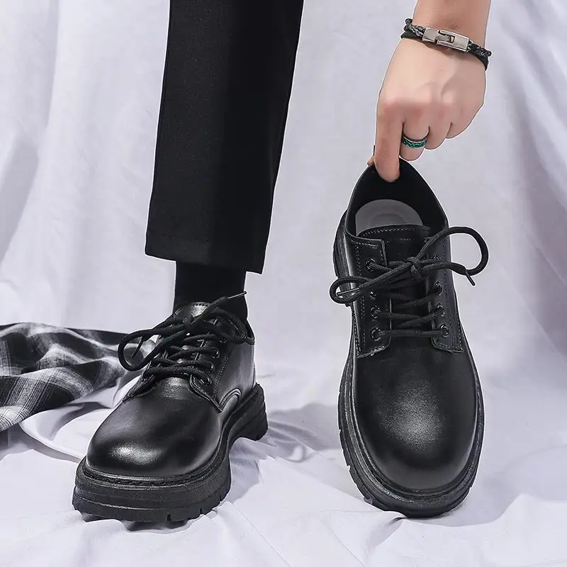 OuJiaWei Men's Dress Shoes Soft Bottom Waterproof Black Large Head Casual Leather Shoes Spring Autumn Seasonal Business Formal
OuJiaWei Men's Dress Shoes Soft Bottom Waterproof Black Large Head Casual Leather Shoes Spring Autumn Seasonal Business Formal
