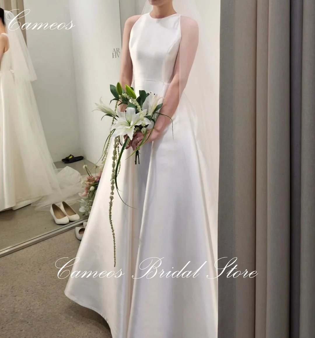 SONDR Korean Sleeveless Ivory Wedding Dress A-Line Custom Made Formal Bride Dress 웨딩드레스 O-Neck Satin Wedding Gown Bridal
SONDR Korean Sleeveless Ivory Wedding Dress A-Line Custom Made Formal Bride Dress 웨딩드레스 O-Neck Satin Wedding Gown Bridal