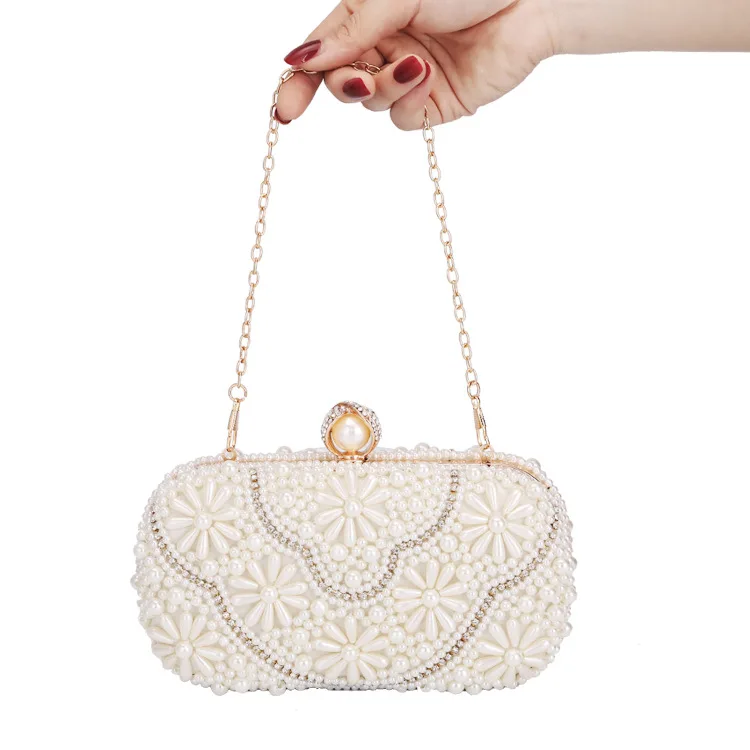 New Pearl Dinner Bag European and American Ladies Dinner Bag Socialite Dress Evening Bag Clutch Bag
New Pearl Dinner Bag European and American Ladies Dinner Bag Socialite Dress Evening Bag Clutch Bag