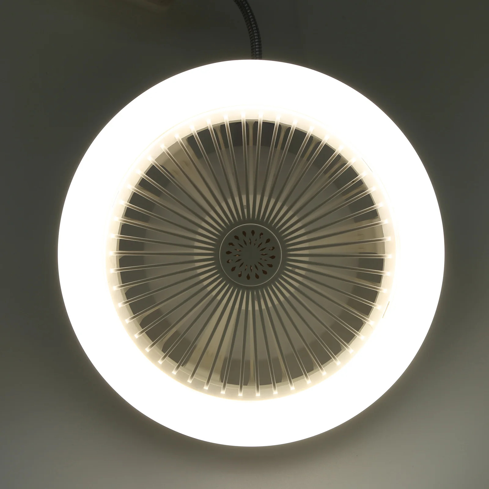 Ceiling Fan Light Universal E27 Light Holder Aroma Fan Ceiling Light 3 Speeds Wind Mute Timing 5-Blade for Living Room Study
Ceiling Fan Light Universal E27 Light Holder Aroma Fan Ceiling Light 3 Speeds Wind Mute Timing 5-Blade for Living Room Study