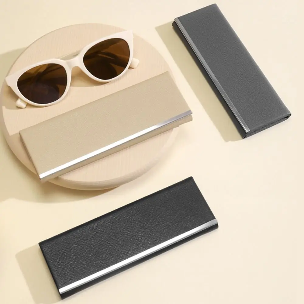 Magnetic Buckle Eyeglasses Protective Case Large Capacity Flocking Inside Folded Eyeglasses Sleeve Durable Sturdy
Magnetic Buckle Eyeglasses Protective Case Large Capacity Flocking Inside Folded Eyeglasses Sleeve Durable Sturdy