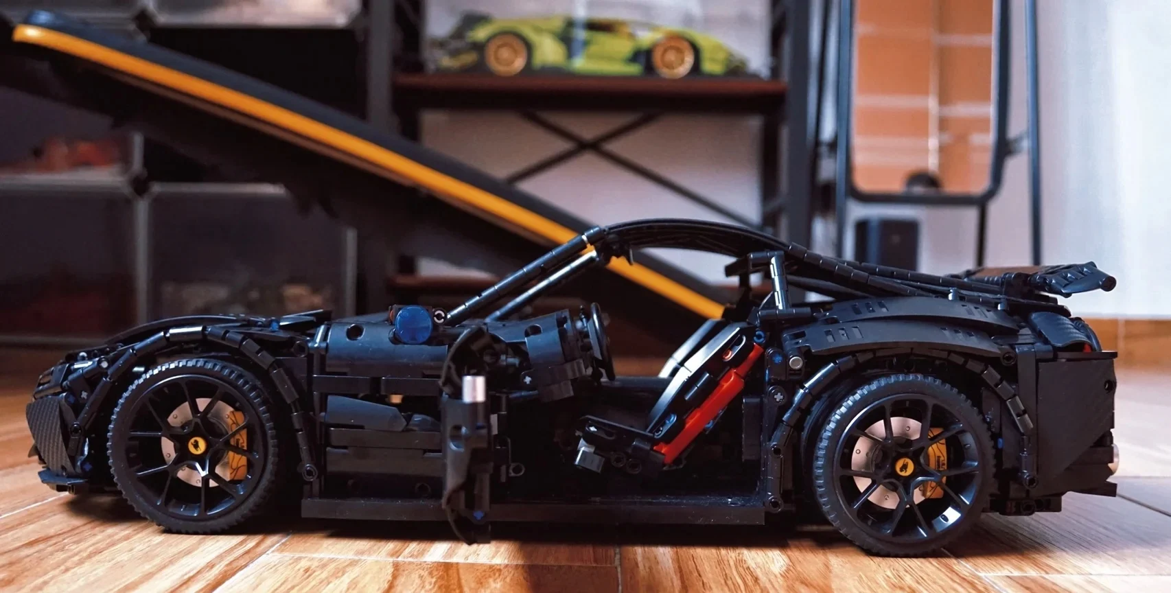 Stress Relief Toy High-Tech 91102 F12 Super Sport Black Racing Car Model RSR 3097Pcs Bricks Building Blocks Toys Children Gifts
Stress Relief Toy High-Tech 91102 F12 Super Sport Black Racing Car Model RSR 3097Pcs Bricks Building Blocks Toys Children Gifts