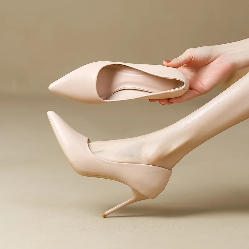 Elegant Pointed Toe High Heels Women's Thin Heel Black Professional Design Sensual Lady Nude Color Shoes Fashionable Spring N...
Elegant Pointed Toe High Heels Women's Thin Heel Black Professional Design Sensual Lady Nude Color Shoes Fashionable Spring N...