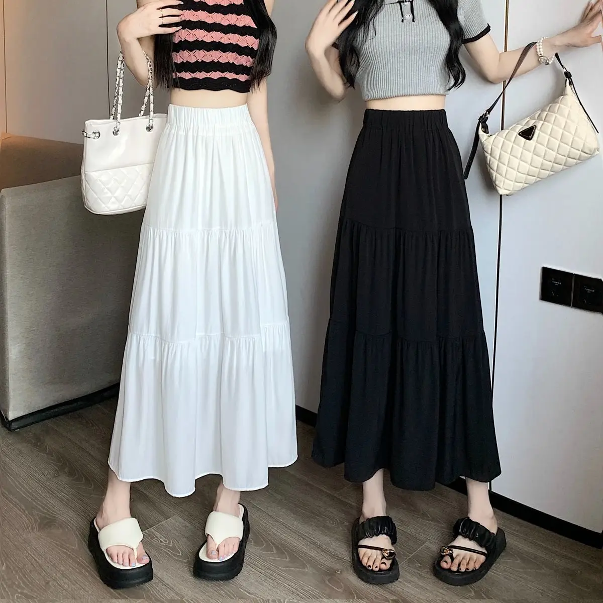 Black High Waisted Pleated Skirt for Women Summer Crotch Cover Niche High-end Elegant Slimming Skirt A-line Mid Length Skirt
Black High Waisted Pleated Skirt for Women Summer Crotch Cover Niche High-end Elegant Slimming Skirt A-line Mid Length Skirt