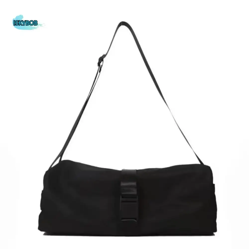 Buckle Design Sports Gym Bag Large Capacity Waterproof Yoga Mat Carry Bag Lightweight Oxford Cloth Fitness Training Bag Swimming
Buckle Design Sports Gym Bag Large Capacity Waterproof Yoga Mat Carry Bag Lightweight Oxford Cloth Fitness Training Bag Swimming