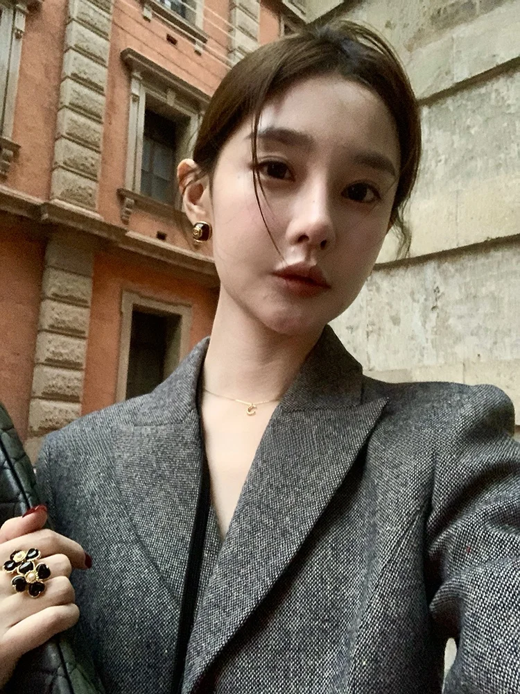 ART ME High nce Series: Комплект из двух предметов – пальто и юбка из шерстяной смеси, двухцветный, простой свободный крой, длинный рукав
ART ME High nce Series: Комплект из двух предметов – пальто и юбка из шерстяной смеси, двухцветный, простой свободный крой, длинный рукав