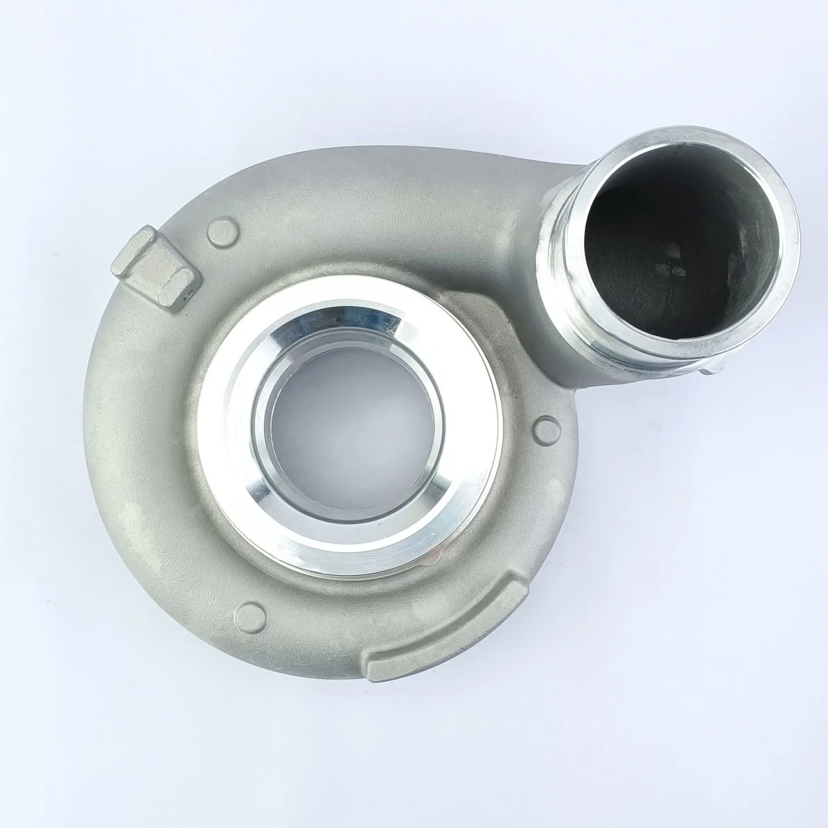 Turbo HE300VG HE351V Turbo Compressor Housing 3787604 3794756 3775439 For RAM 2500 6.7L L6 - Diesel 2013-2018 Turbocharger
Turbo HE300VG HE351V Turbo Compressor Housing 3787604 3794756 3775439 For RAM 2500 6.7L L6 - Diesel 2013-2018 Turbocharger