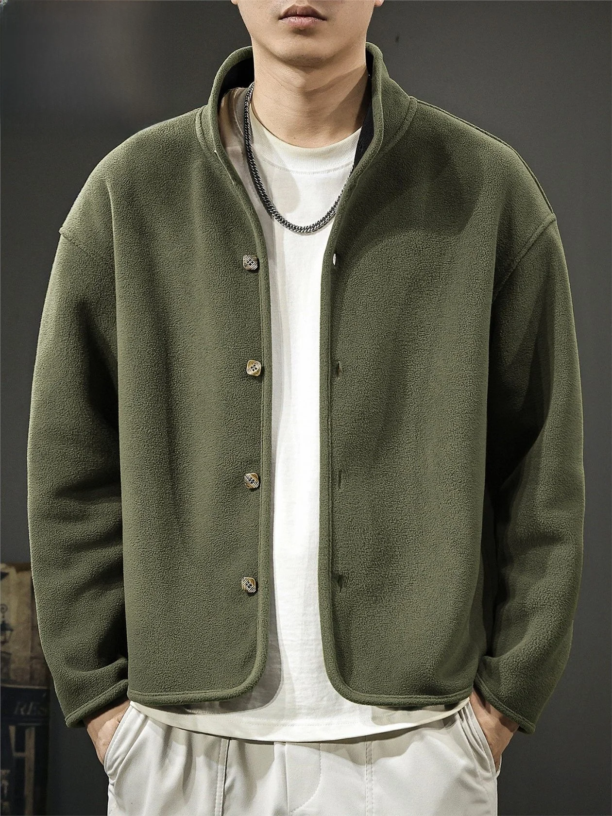 Мужская утепленная куртка Pierre Cardin с воротником-стойкой на пуговицах, свободного кроя, для ношения под одеждой, теплая одежда для осени и зимы, новинка.
Мужская утепленная куртка Pierre Cardin с воротником-стойкой на пуговицах, свободного кроя, для ношения под одеждой, теплая одежда для осени и зимы, новинка.