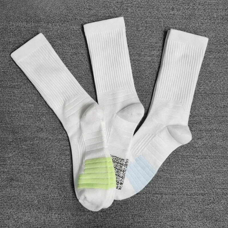 Professional Basketball Socks, Ultra Thin Mid-Calf, Anti-Pilling, Long Version for Sports and Casual Wear
Professional Basketball Socks, Ultra Thin Mid-Calf, Anti-Pilling, Long Version for Sports and Casual Wear