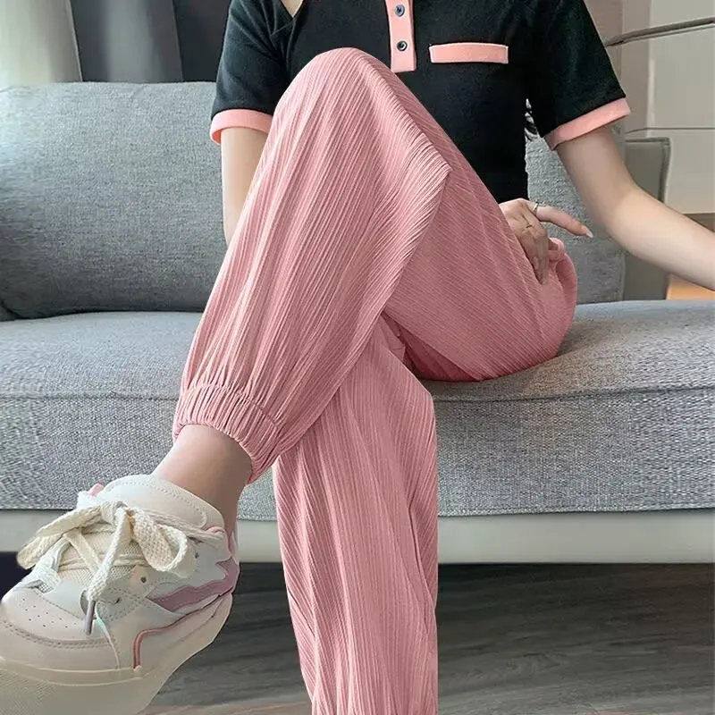Ice Silk Cuffed Sports Pants Women's Summer Thin Loose Casual New Style Sun Protection Pants Korean Version Long Pants Polyes...
Ice Silk Cuffed Sports Pants Women's Summer Thin Loose Casual New Style Sun Protection Pants Korean Version Long Pants Polyes...