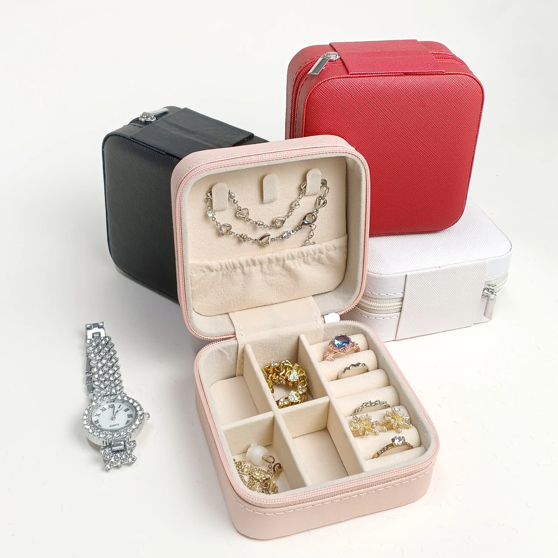 Leather Portable Jewelry Box High Appearance Level Small Jewelry Storage Box Ladies' Cute Pendants Stud Earrings, Ring Box
Leather Portable Jewelry Box High Appearance Level Small Jewelry Storage Box Ladies' Cute Pendants Stud Earrings, Ring Box