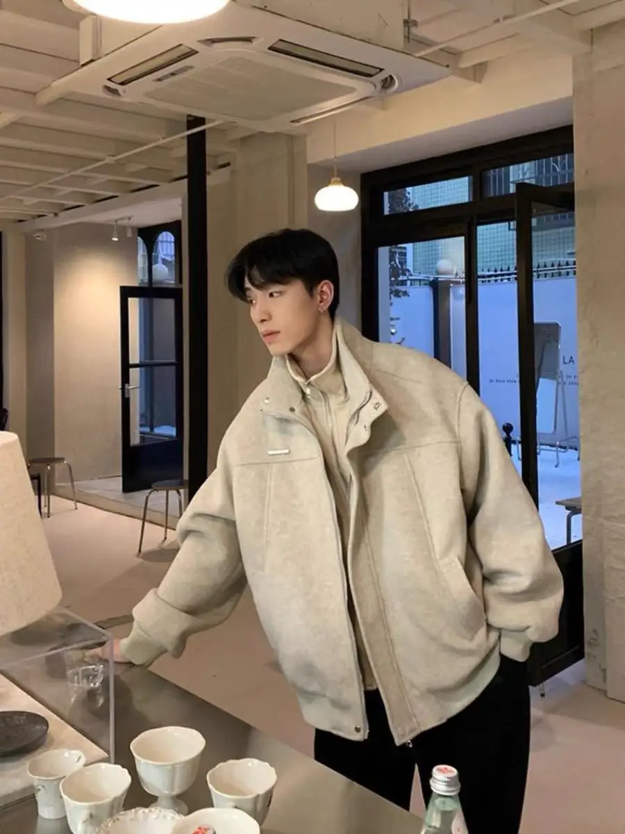 Hualun Men's Thiened Winter Cotton Jaet Korean Sle Warm Woolen Coat Loose Fit Zipper Decoration Youth Faion
Hualun Men's Thiened Winter Cotton Jaet Korean Sle Warm Woolen Coat Loose Fit Zipper Decoration Youth Faion