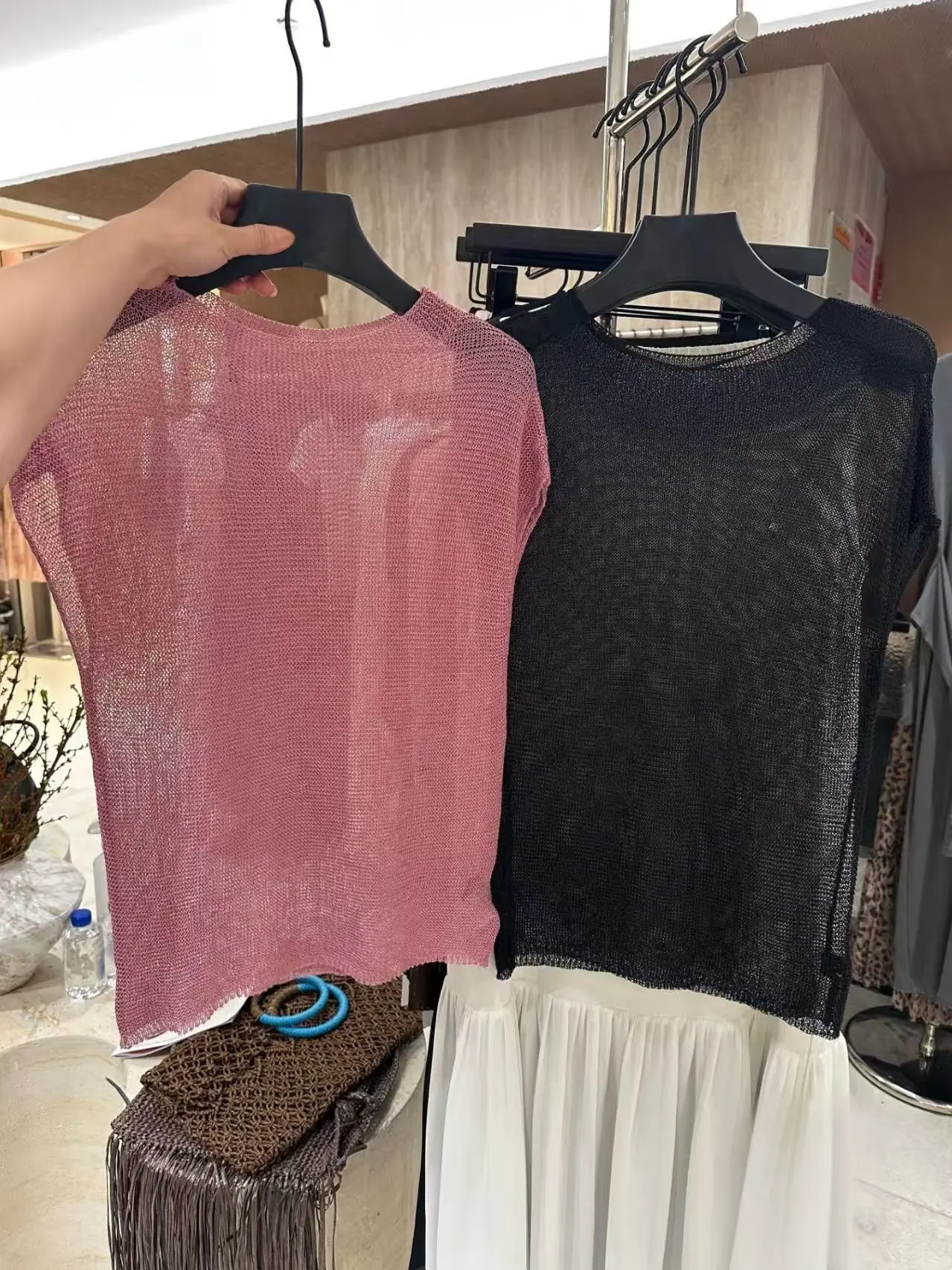 Fashionable round Neck Sleeveless Knitted Sweater Women's Slimming Versatile Vest Spring Summer New Arrival European Style
Fashionable round Neck Sleeveless Knitted Sweater Women's Slimming Versatile Vest Spring Summer New Arrival European Style