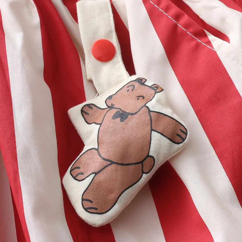 Antique Japanese Style Ghost Horse Girl Circus Bear Pendant Skirt Red Striped A-line Half Skirt for Women 
Antique Japanese Style Ghost Horse Girl Circus Bear Pendant Skirt Red Striped A-line Half Skirt for Women
