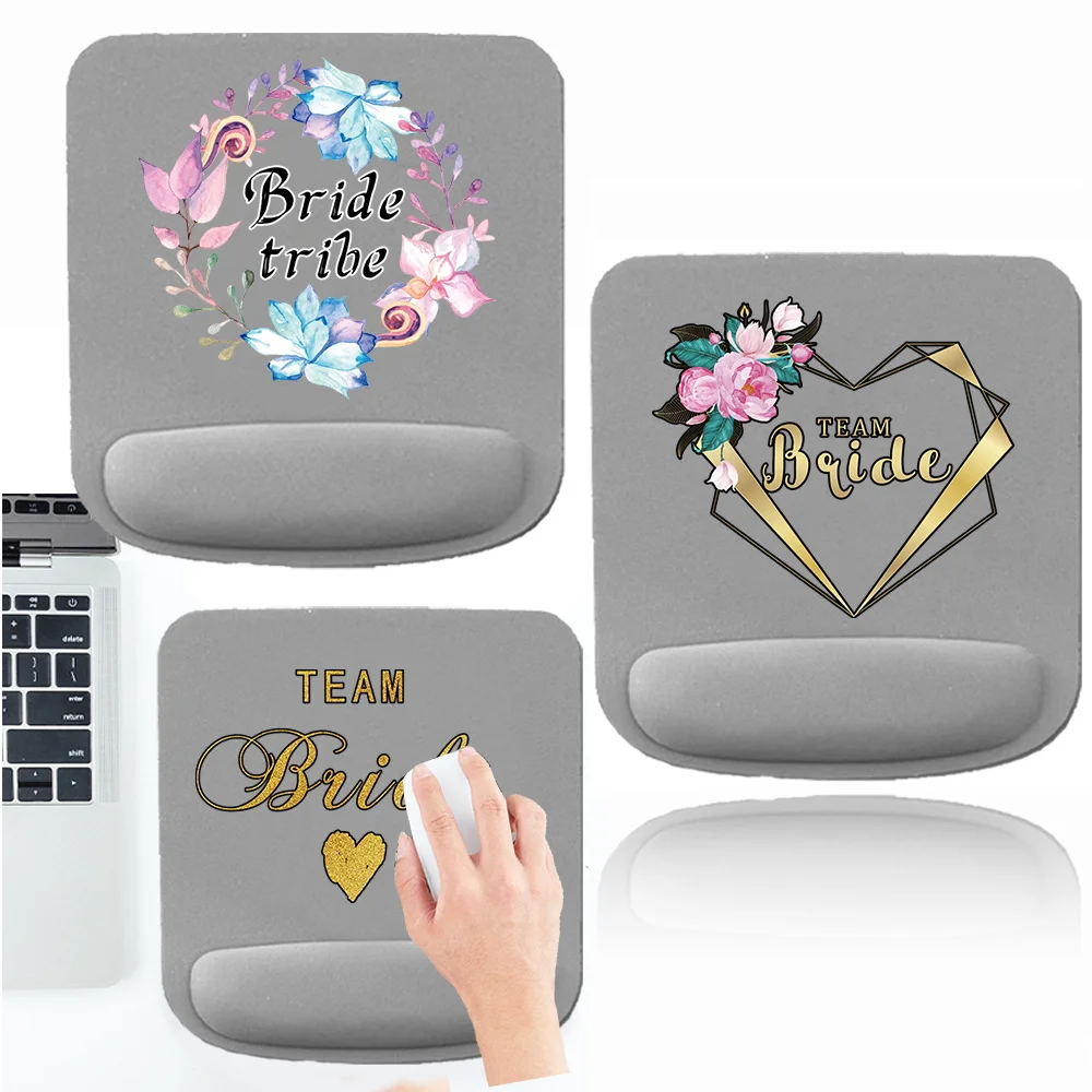 Wrist Guard Mouse Pad Bride Series Relieves Hand Fatigue Square Shape Mouse Mats for Laptop Computer Office Accessories
Wrist Guard Mouse Pad Bride Series Relieves Hand Fatigue Square Shape Mouse Mats for Laptop Computer Office Accessories