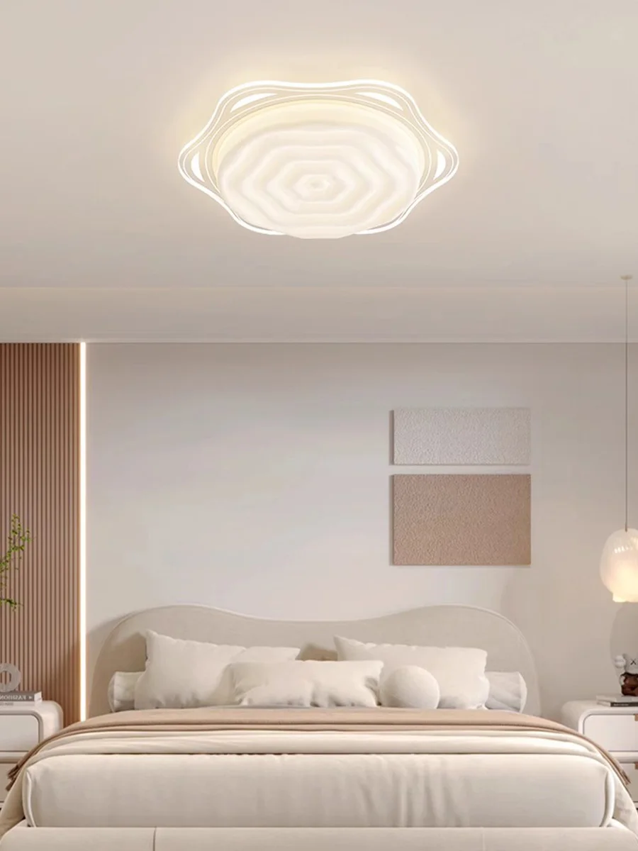 Cream wind living room light full spectrum led eye protection headlight bedroom ceiling light simple and warm wind
Cream wind living room light full spectrum led eye protection headlight bedroom ceiling light simple and warm wind