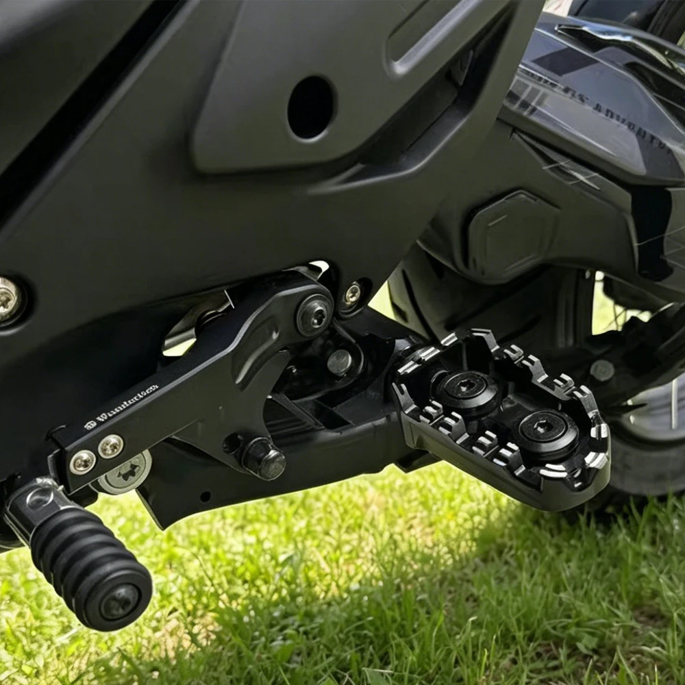 For BMW R 1300 GS Motorcycle Conversion Drivers Footrests R1300GS/Adventure R1300 GSA R1300GSADV Foot Braces Accessories
For BMW R 1300 GS Motorcycle Conversion Drivers Footrests R1300GS/Adventure R1300 GSA R1300GSADV Foot Braces Accessories