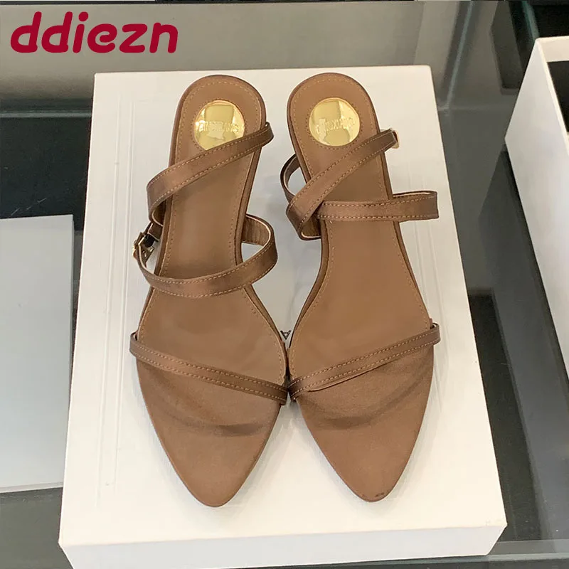 New Summer Fashion Pointed Toe Women Thin Heel Pumps Shoes Shallow Footwear Ankle Warp Ladies Heeled Shoes Female Sandals
New Summer Fashion Pointed Toe Women Thin Heel Pumps Shoes Shallow Footwear Ankle Warp Ladies Heeled Shoes Female Sandals
