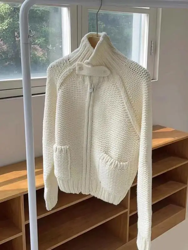 Рекомендация уровня Чао! Европейский свободный вязаный свитер с высоким воротником для женщин, осенне-зимний ор...
Рекомендация уровня Чао! Европейский свободный вязаный свитер с высоким воротником для женщин, осенне-зимний ор...