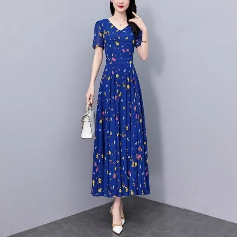 Women's Blue Floral Print V Neck Short Sleeve Maxi Dress Casual A Line Long Summer Dress
Women's Blue Floral Print V Neck Short Sleeve Maxi Dress Casual A Line Long Summer Dress