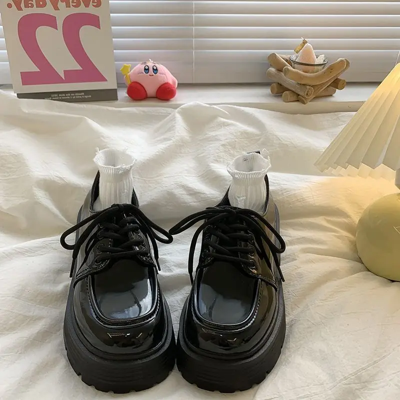 Glossy and Matte Black Lace-up Leather Shoes for Women Thick Sole Height Enhancer Academic Inspired Japanese JK Style Casual
Glossy and Matte Black Lace-up Leather Shoes for Women Thick Sole Height Enhancer Academic Inspired Japanese JK Style Casual