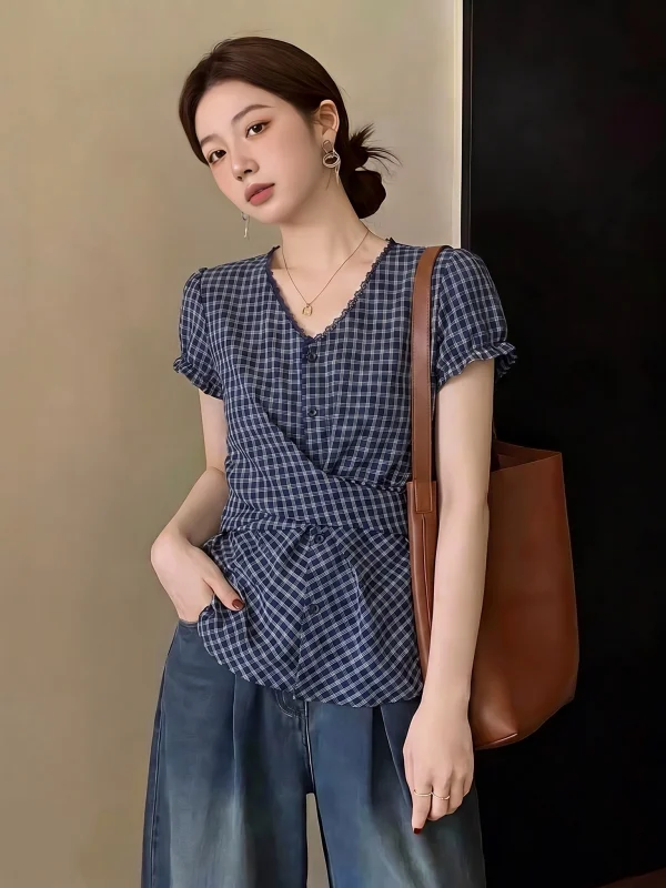 Tall Women's Plaid V-neck Short-sleeved Shirt Slimming Waist Design Korean Style Commute Fashion Summer New Arrival
Tall Women's Plaid V-neck Short-sleeved Shirt Slimming Waist Design Korean Style Commute Fashion Summer New Arrival