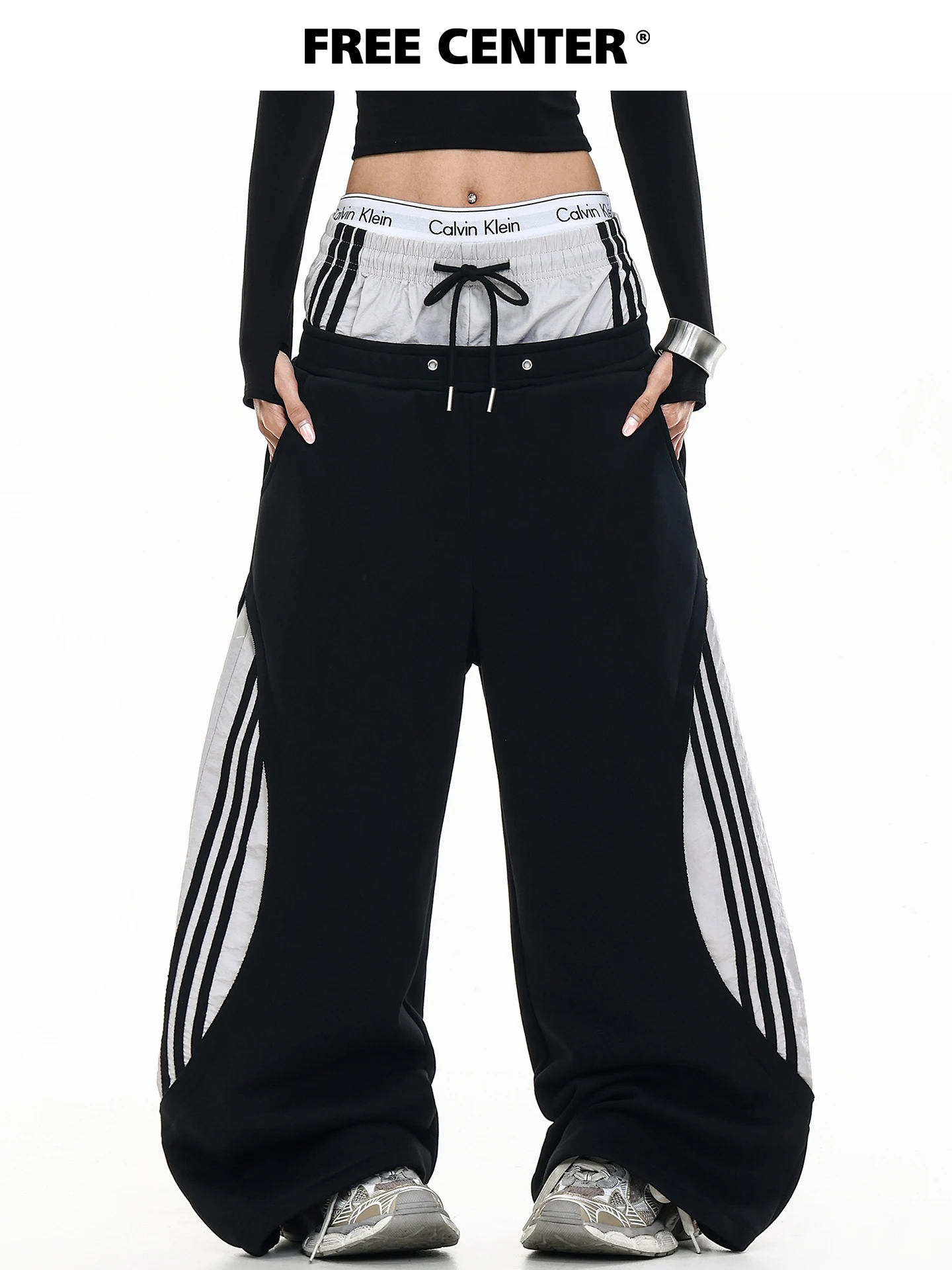 Американские повседневные брюки унисекс с высокой талией, широкими штанинами и вставками, свободные спортивные штаны прямого кроя без стрейча
Американские повседневные брюки унисекс с высокой талией, широкими штанинами и вставками, свободные спортивные штаны прямого кроя без стрейча