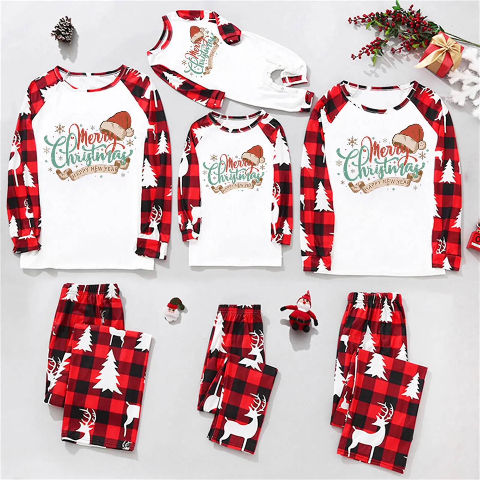 New Xmas Family Matching Outfits Fashion Cartoon Letter Print Quality Christmas Pajamas Family Holidays Mother Kids Baby Clothes
New Xmas Family Matching Outfits Fashion Cartoon Letter Print Quality Christmas Pajamas Family Holidays Mother Kids Baby Clothes