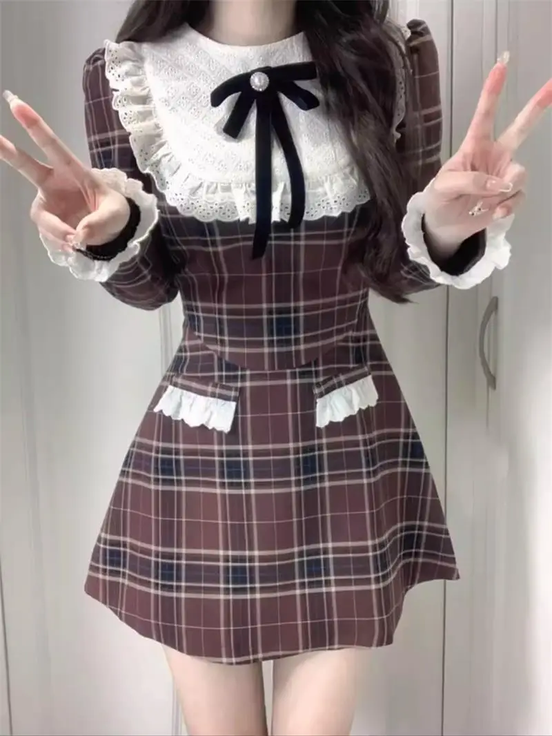 Японское платье Лолиты, милый клетчатый кружевной воротник с бантом, рюшами, манжетами, карманами и длинными рукавами, наряд для вечеринки в стиле Харадзюку
Японское платье Лолиты, милый клетчатый кружевной воротник с бантом, рюшами, манжетами, карманами и длинными рукавами, наряд для вечеринки в стиле Харадзюку