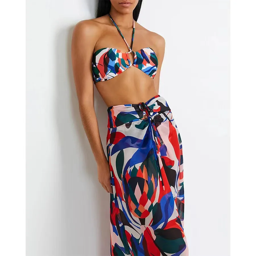 2025 new European and American neck high waist sexy bikini suit beach hot spring swimsuit women
2025 new European and American neck high waist sexy bikini suit beach hot spring swimsuit women