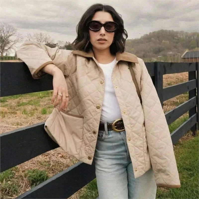 Fashion Patchwork Parkas Coat For Women Casual Single-breasted Pocket Long Sleeve Loose Outwear Female 2025 New Autumn Winter
Fashion Patchwork Parkas Coat For Women Casual Single-breasted Pocket Long Sleeve Loose Outwear Female 2025 New Autumn Winter