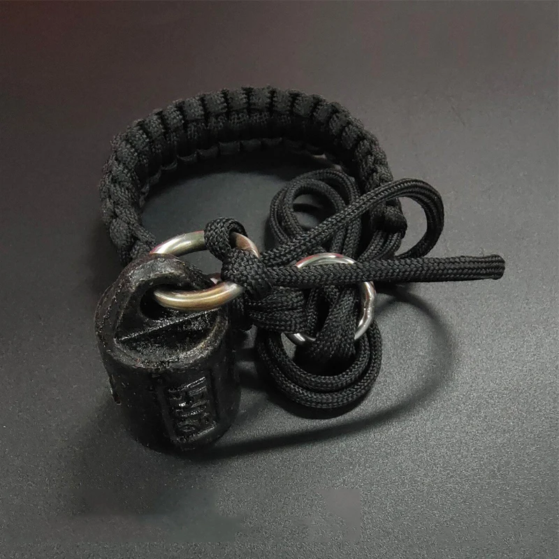 Outdoor Portable EDC Multifunctional Carbon Steel Solid Pendant Hammer Head Car Emergency Window Breaking Tool
Outdoor Portable EDC Multifunctional Carbon Steel Solid Pendant Hammer Head Car Emergency Window Breaking Tool