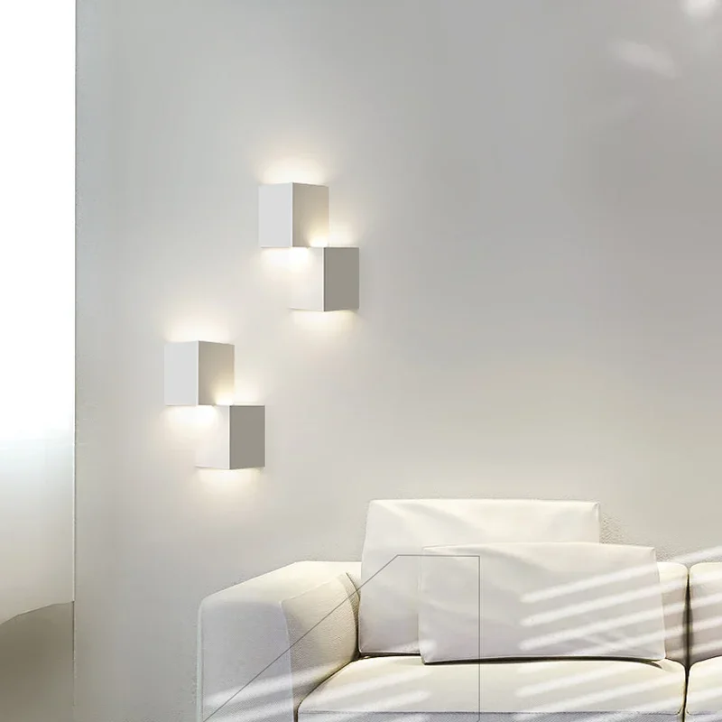 Nordic Minimalist White LED Wall Lamp for Living Room Aisle Bedroom Decoration Wall Sconce Home Indoor Lingting Fixture Luster
Nordic Minimalist White LED Wall Lamp for Living Room Aisle Bedroom Decoration Wall Sconce Home Indoor Lingting Fixture Luster