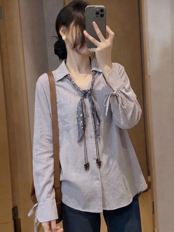Purple Silk Scarf Tie V-Neck Shoulder Shirt Women's Spring Summer New Large Size Fashionable Youthful Top Korean Style Loose Fit
Purple Silk Scarf Tie V-Neck Shoulder Shirt Women's Spring Summer New Large Size Fashionable Youthful Top Korean Style Loose Fit